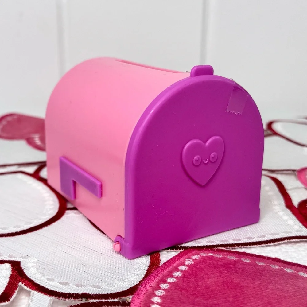 NEW Target Bullseye Playground Mini Valentines Day Mailbox